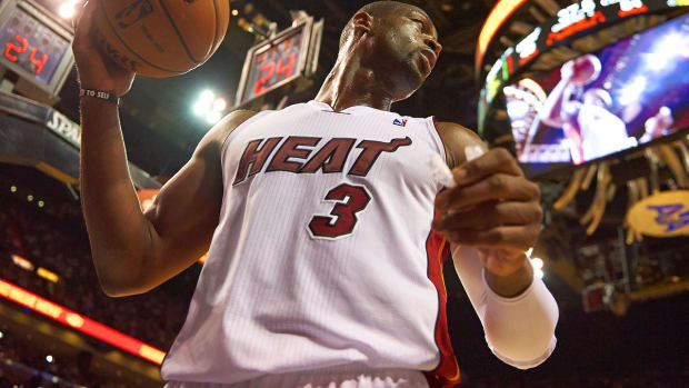 2013-1107-Dwyane-Wade-op3z-109943.jpg